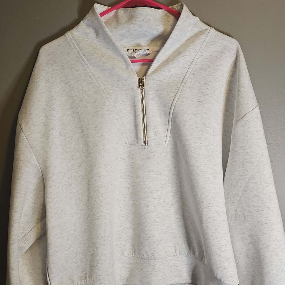 Bucketlist Scuba Half Zip Sweatshirt in Heather Grey